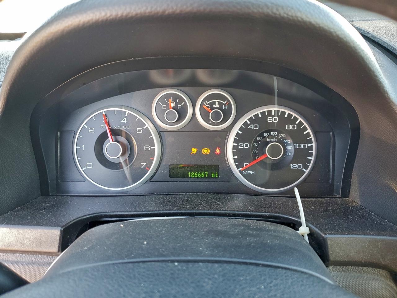 2008 FORD FUSION SE photo 9