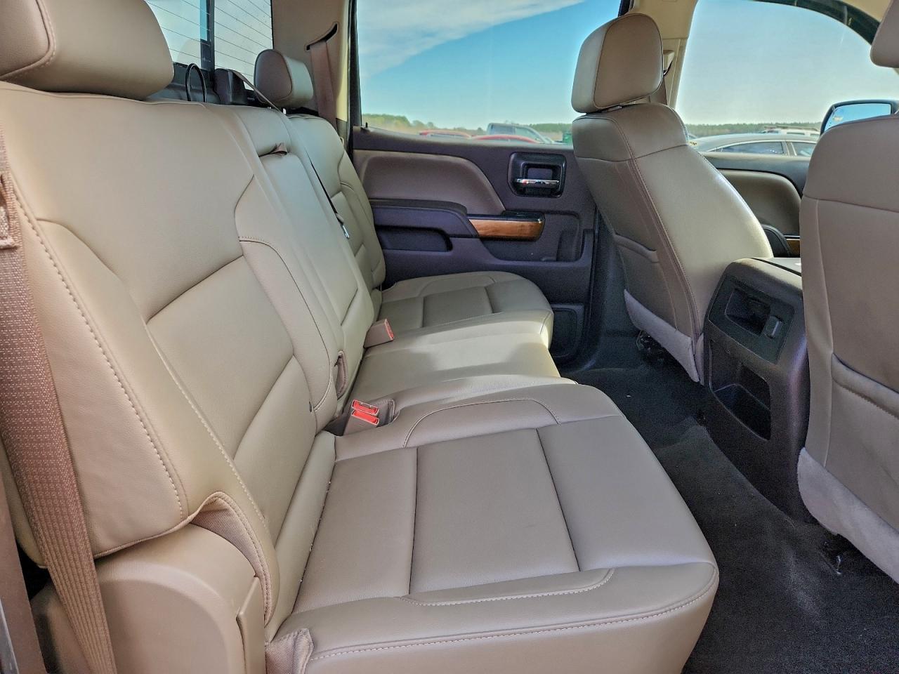 2016 CHEVROLET SILVERADO C1500 LTZ photo 10