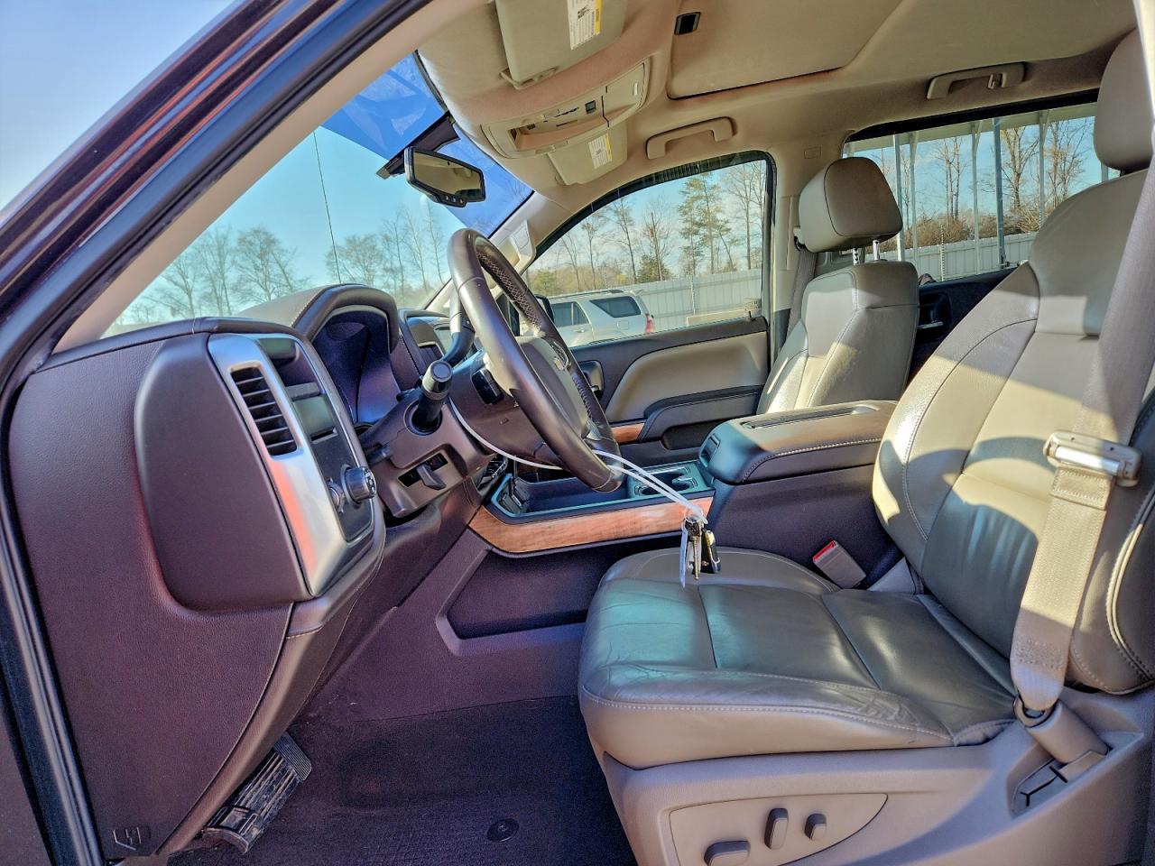 2016 CHEVROLET SILVERADO C1500 LTZ photo 7