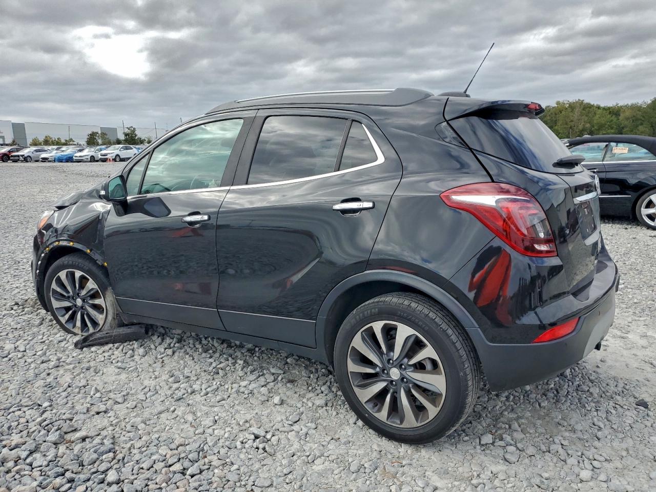 2019 BUICK ENCORE ESSENCE photo 2