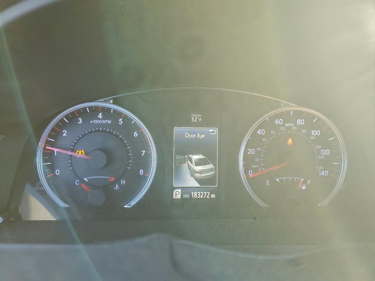 2015 TOYOTA CAMRY LE photo 9