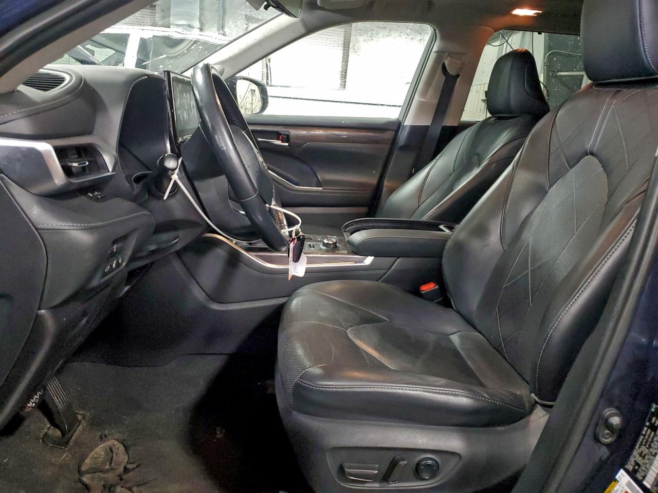 2020 TOYOTA HIGHLANDER PLATINUM photo 7