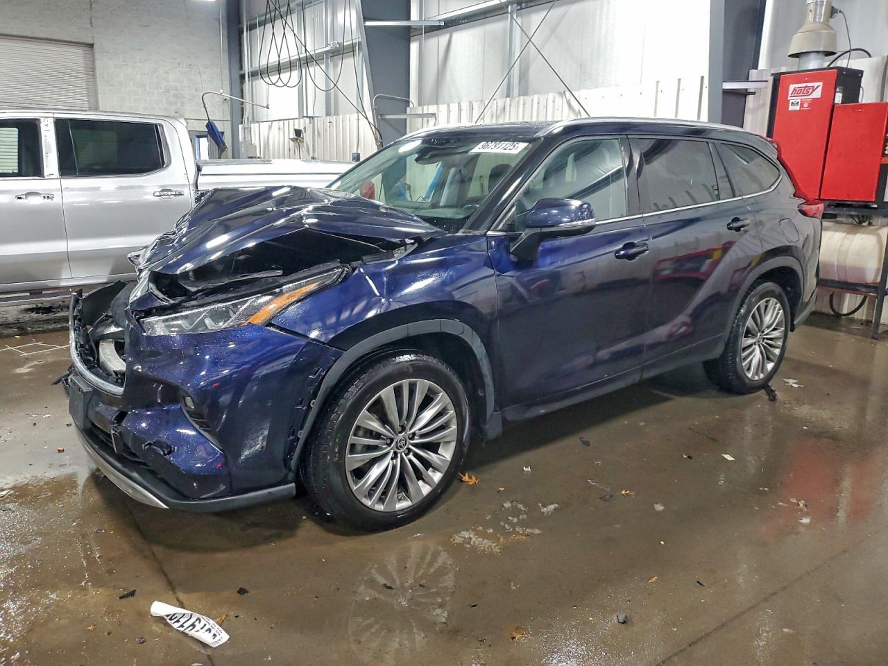 2020 TOYOTA HIGHLANDER