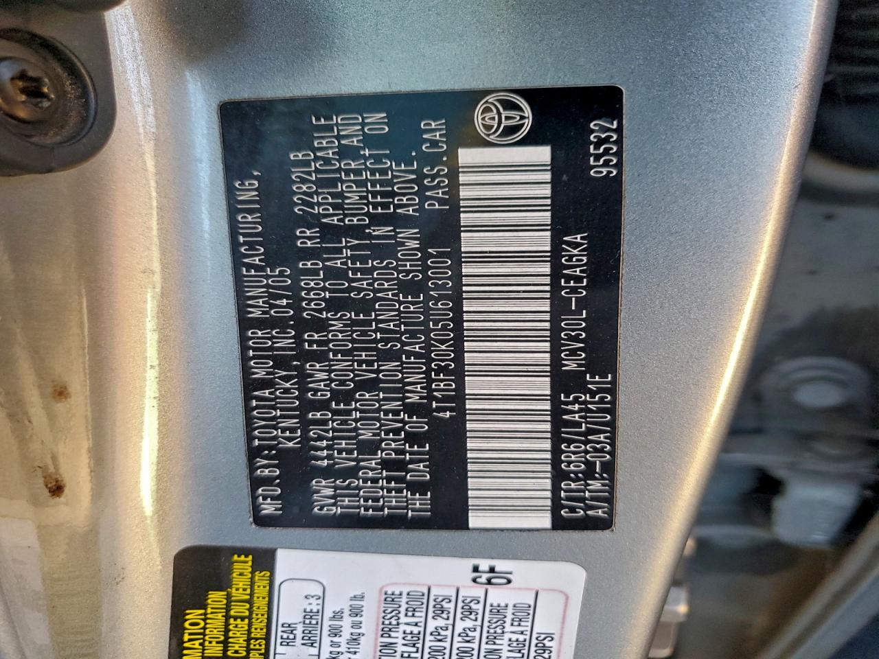2005 TOYOTA CAMRY LE photo 12