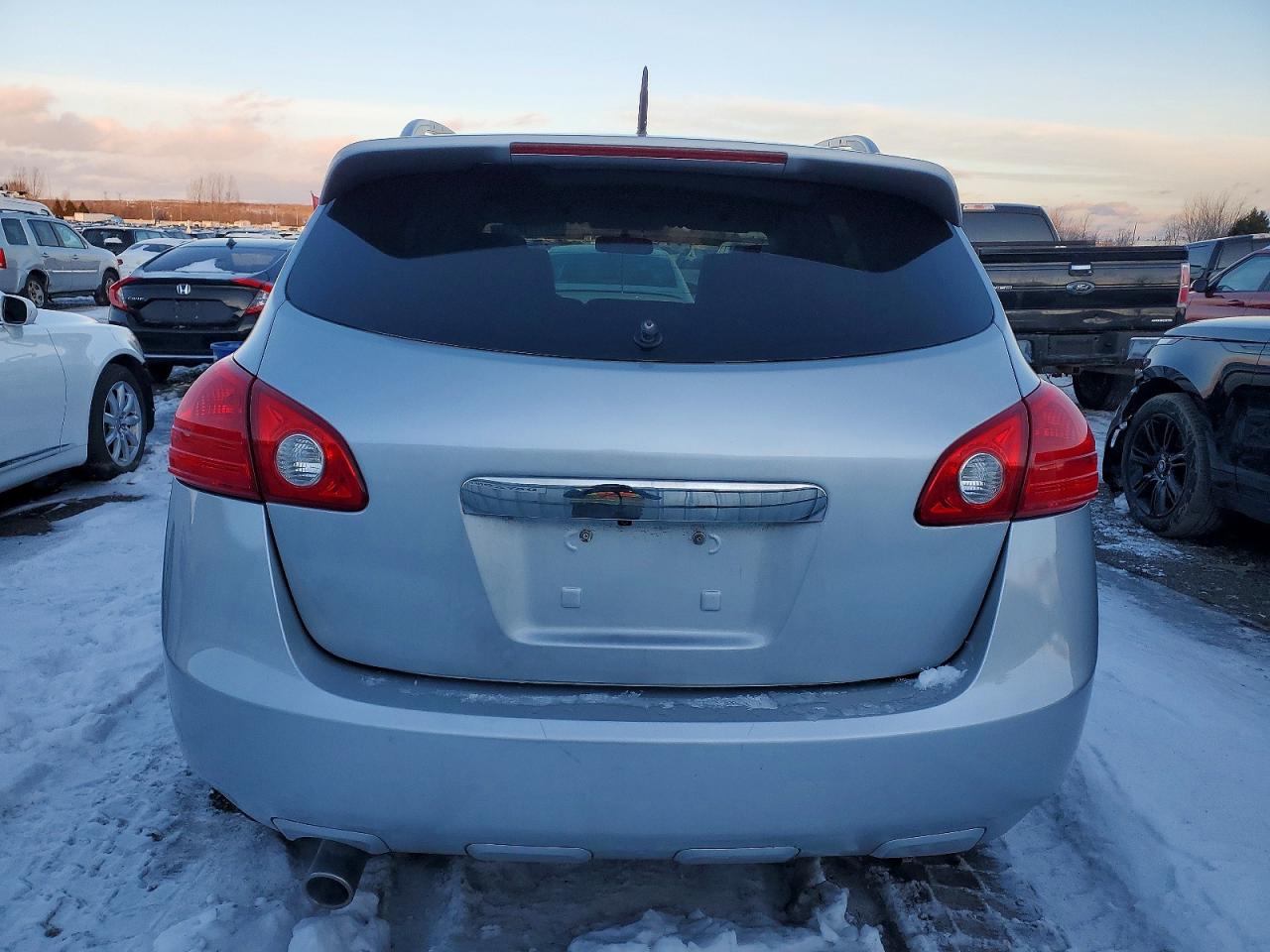 2013 NISSAN ROGUE S photo 6