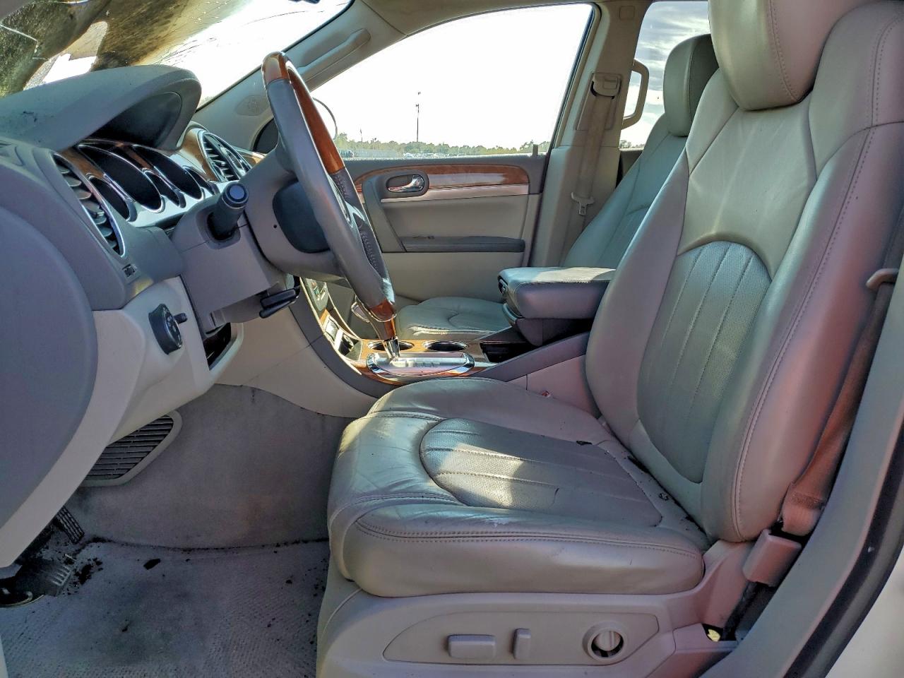 2010 BUICK ENCLAVE CXL photo 7