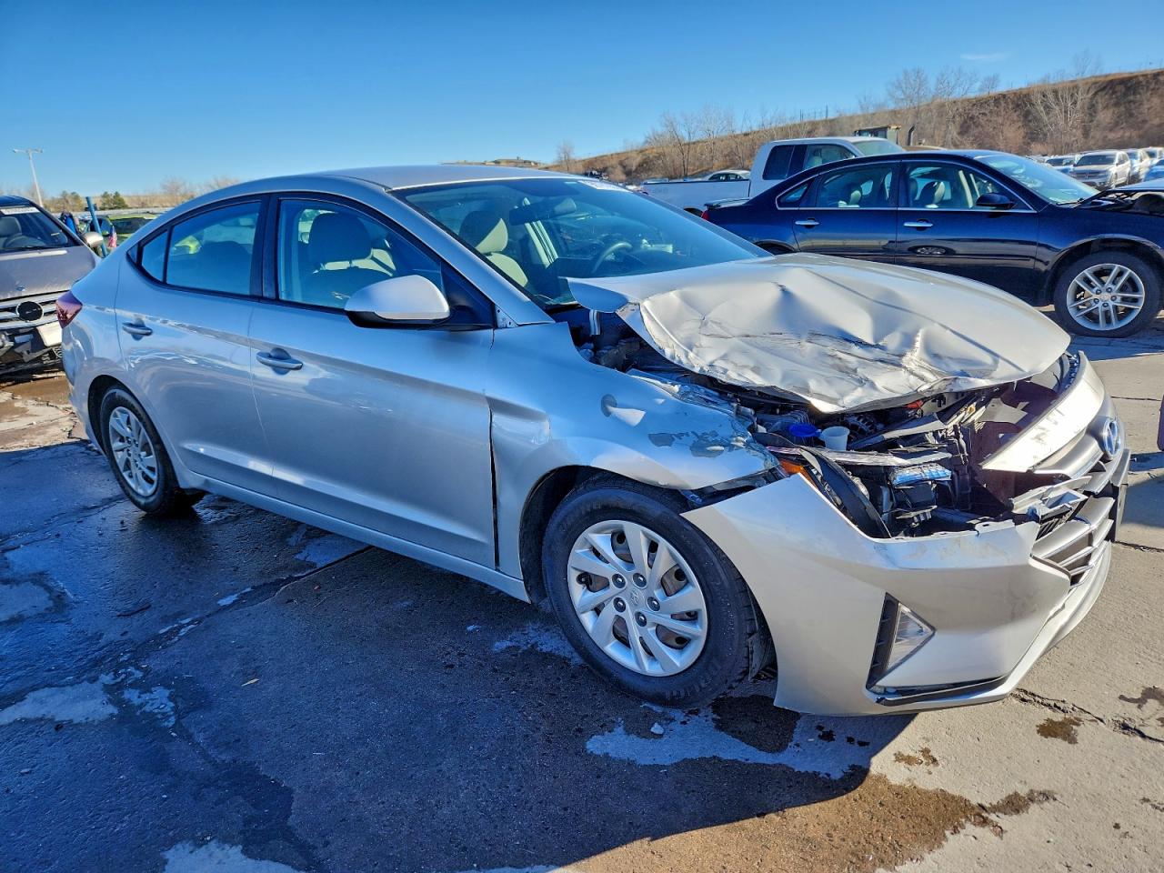 2019 HYUNDAI ELANTRA SE photo 4