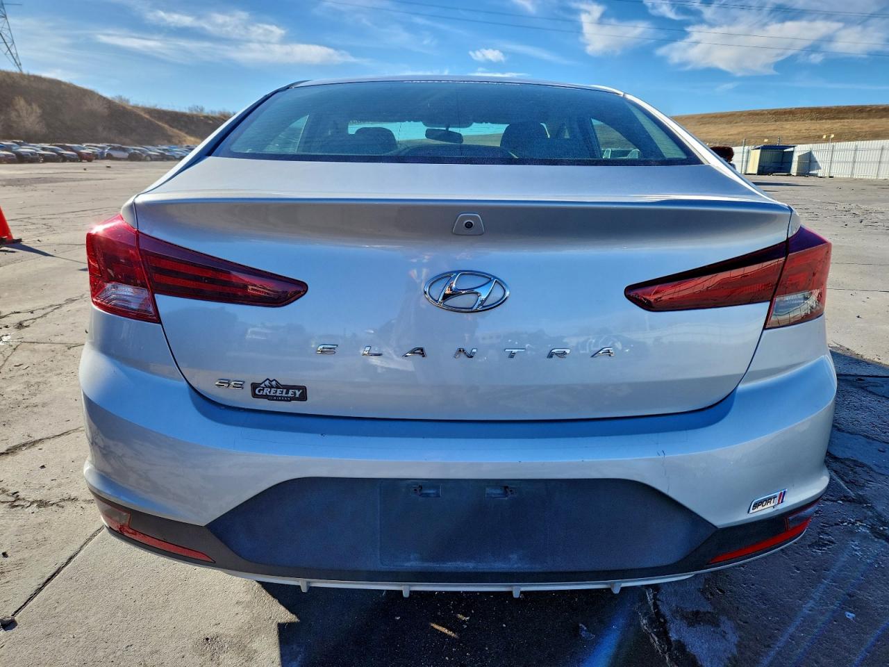 2019 HYUNDAI ELANTRA SE photo 6