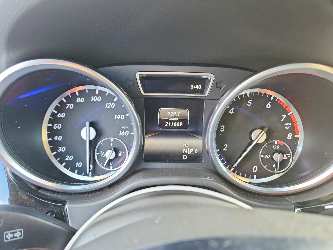 2015 MERCEDES-BENZ ML 350 4MATIC photo 9