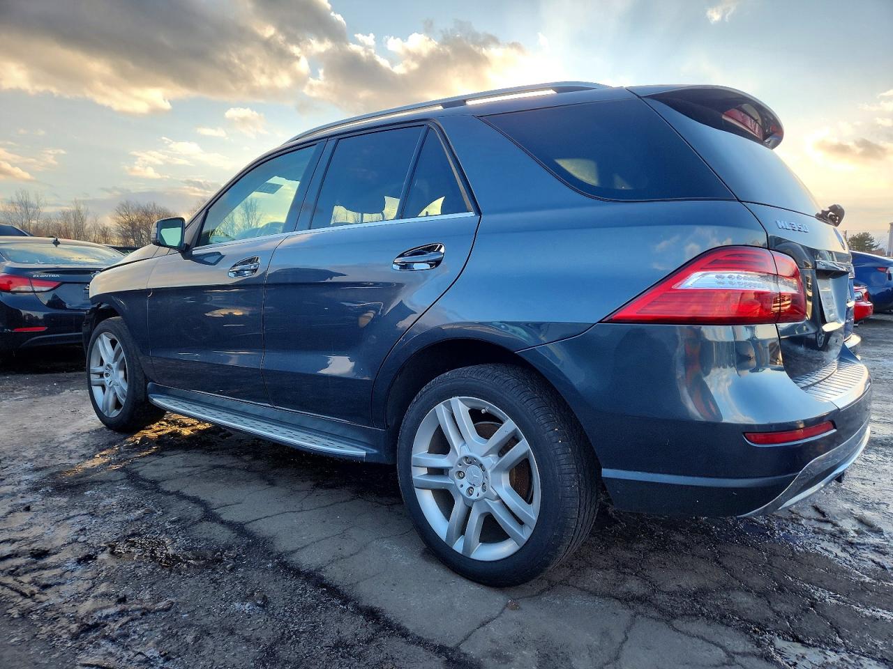 2015 MERCEDES-BENZ ML 350 4MATIC photo 2