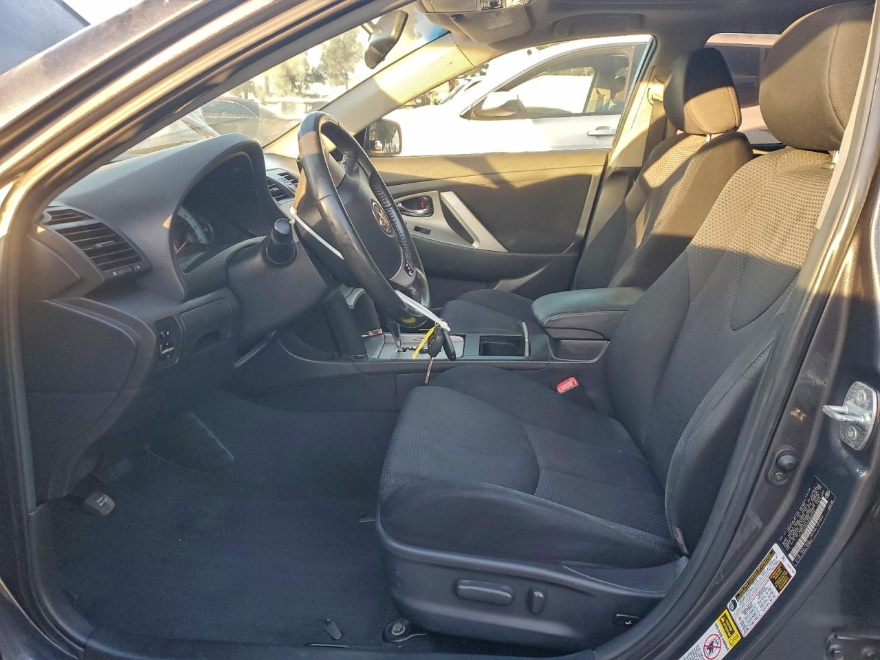 2009 TOYOTA CAMRY BASE photo 7