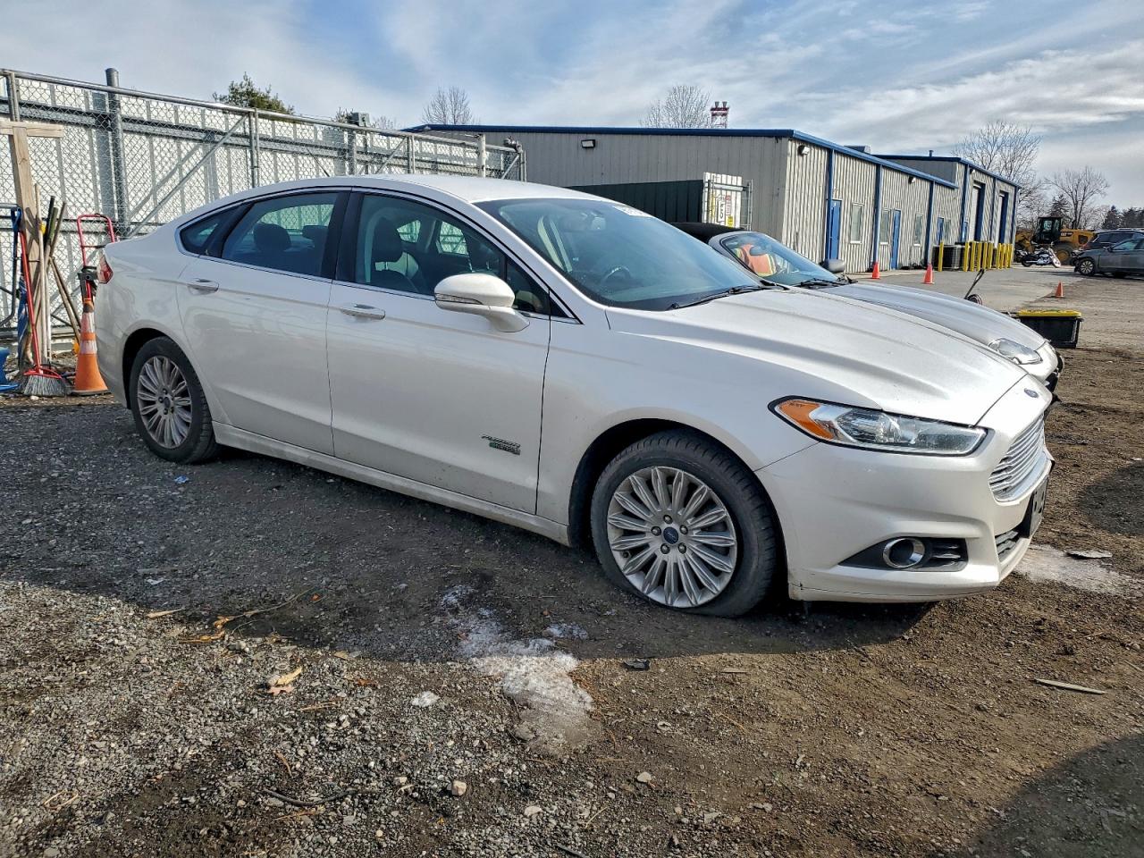 2014 FORD FUSION SE PHEV photo 4