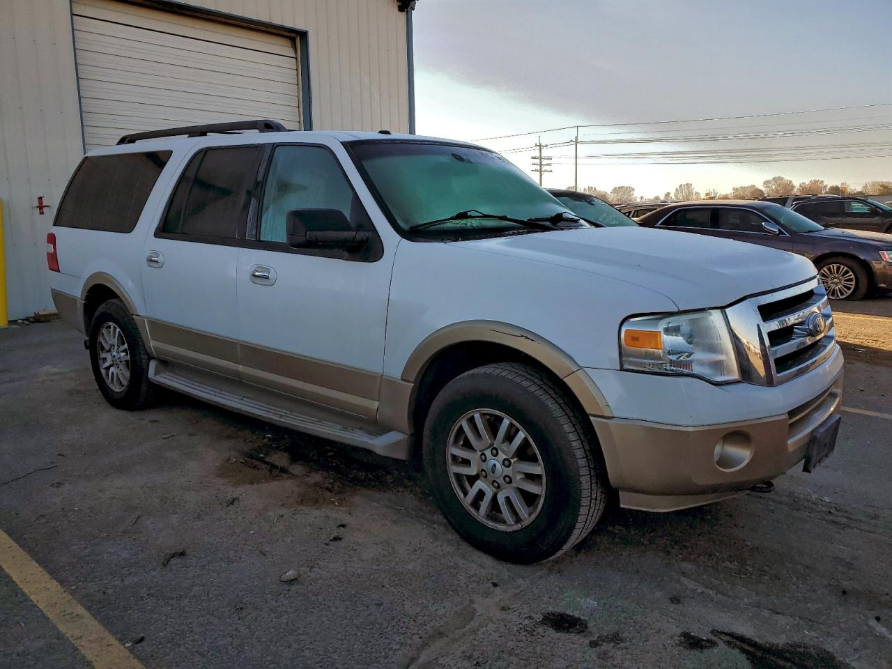 2012 FORD EXPEDITION EL XLT photo 4