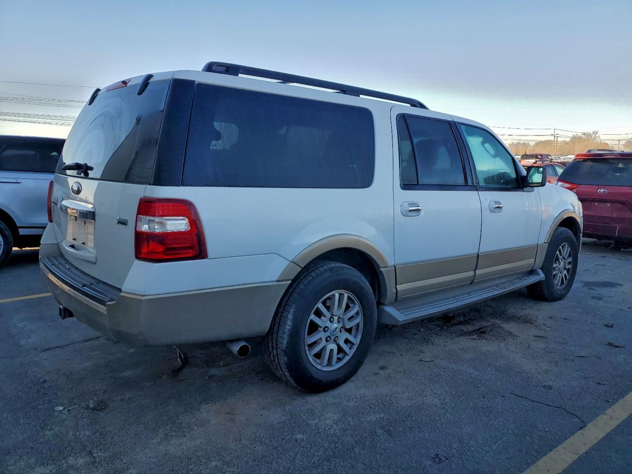 2012 FORD EXPEDITION EL XLT photo 3