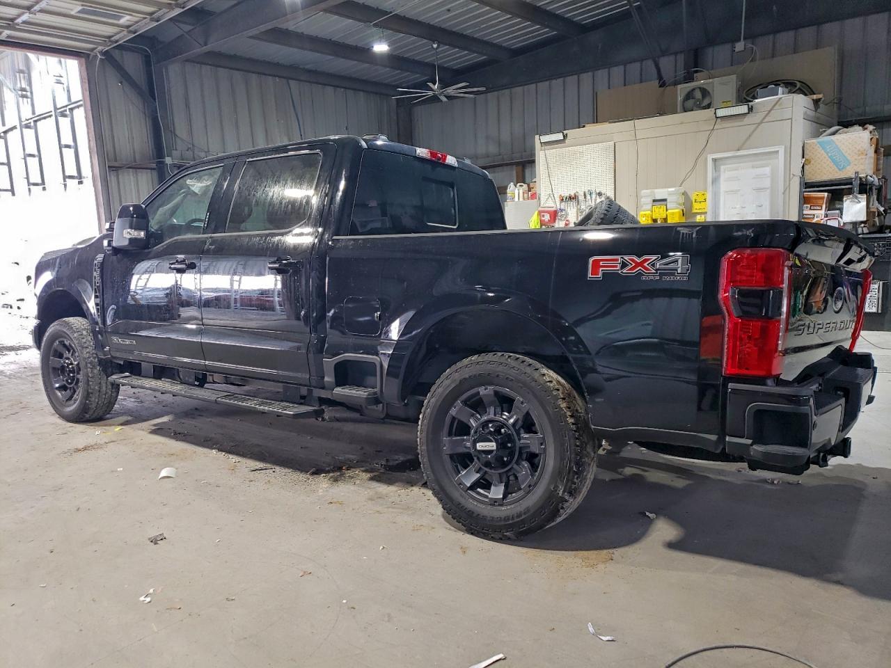2024 FORD F350 SUPER DUTY photo 2