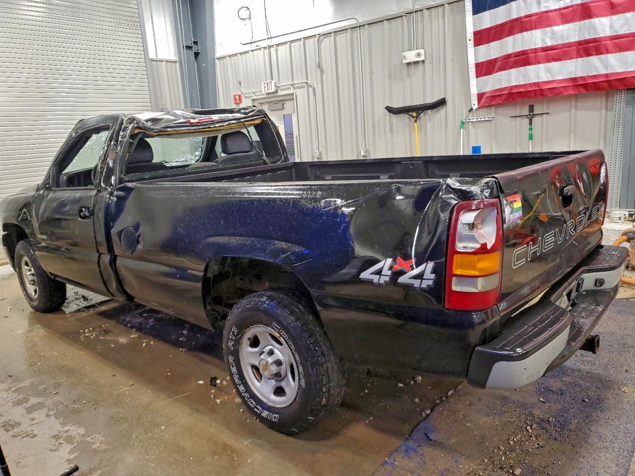 2002 CHEVROLET SILVERADO K1500 photo 2