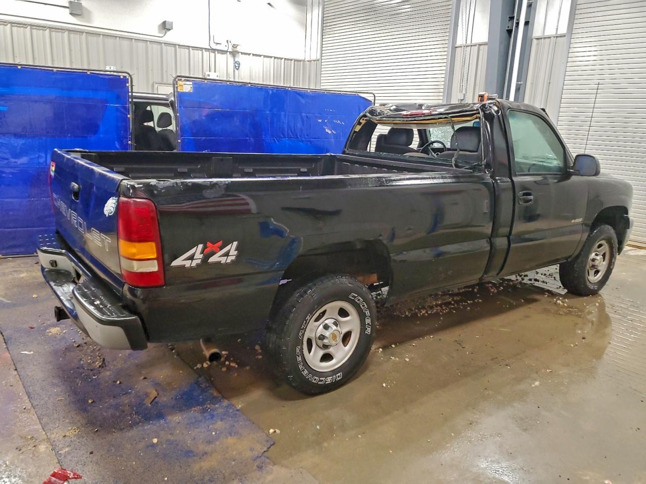 2002 CHEVROLET SILVERADO K1500 photo 3