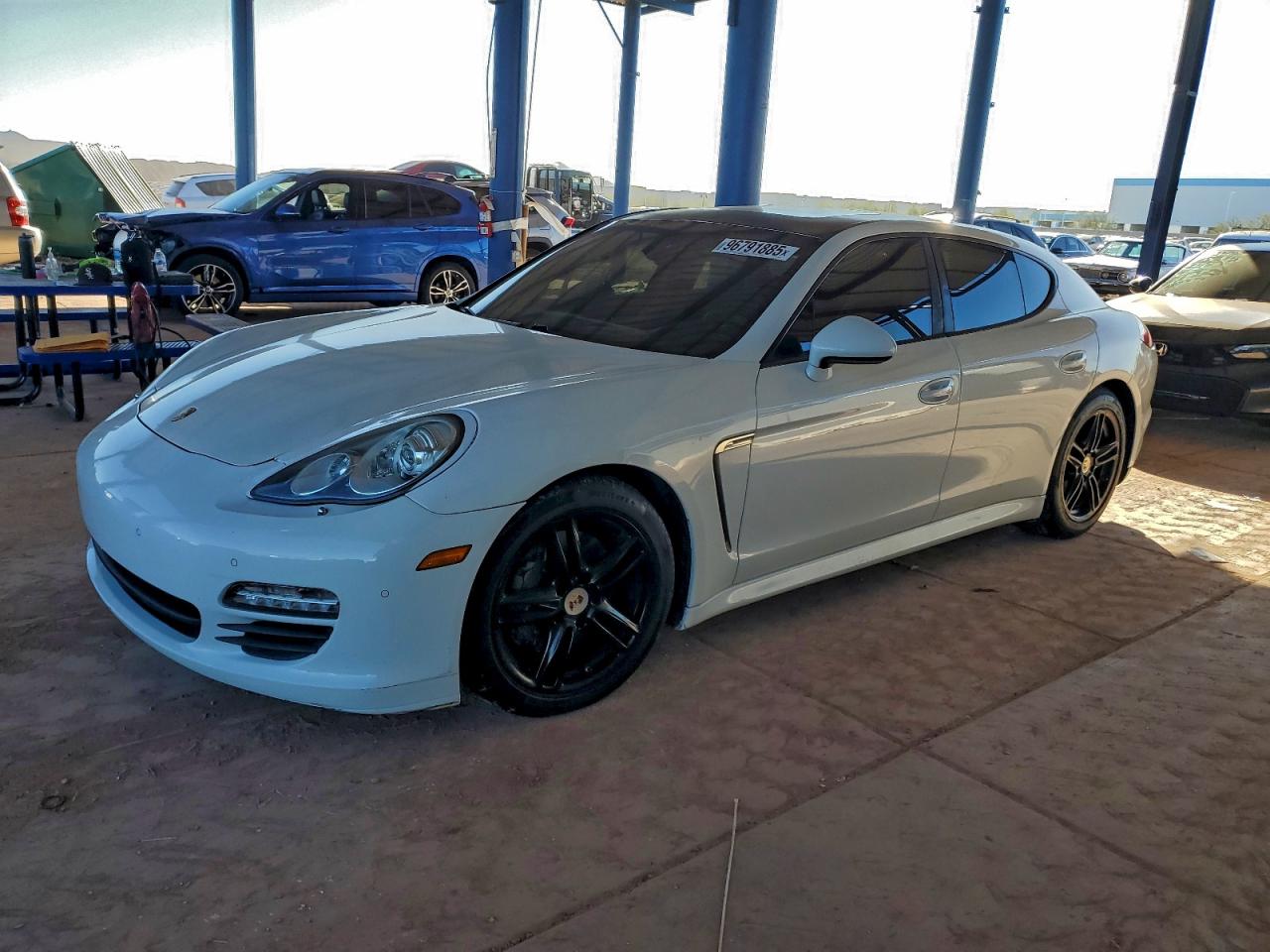 2013 PORSCHE PANAMERA