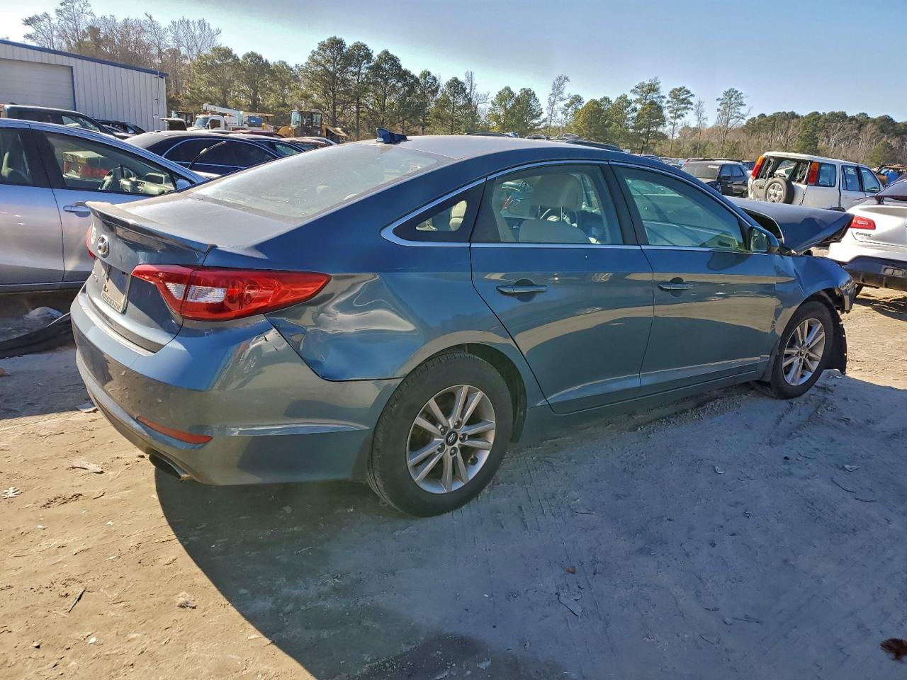 2017 HYUNDAI SONATA SE photo 3