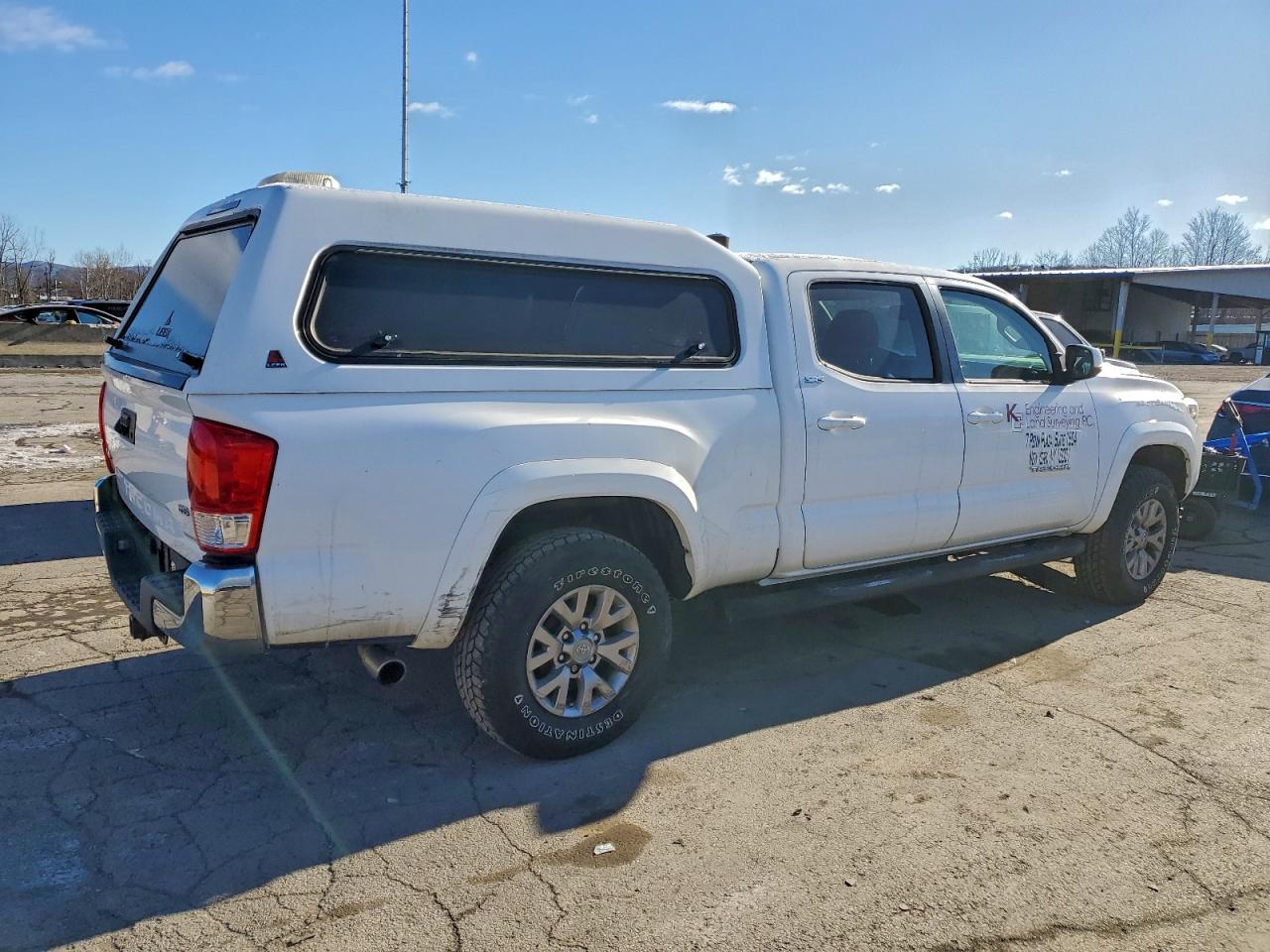 2017 TOYOTA TACOMA DOUBLE CAB photo 5