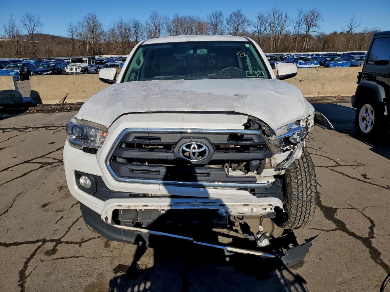 2017 TOYOTA TACOMA DOUBLE CAB photo 9