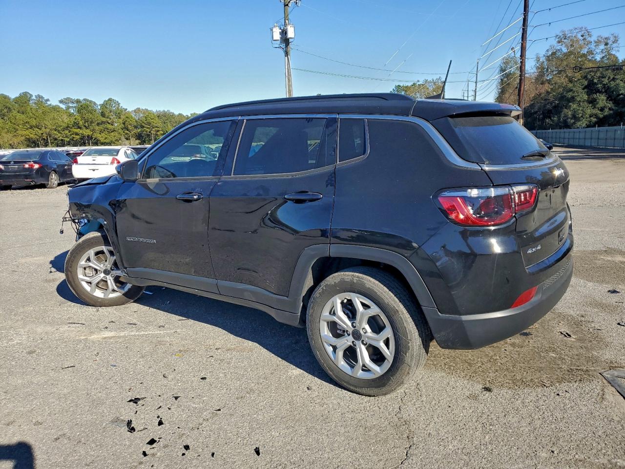 2025 JEEP COMPASS LATITUDE photo 2