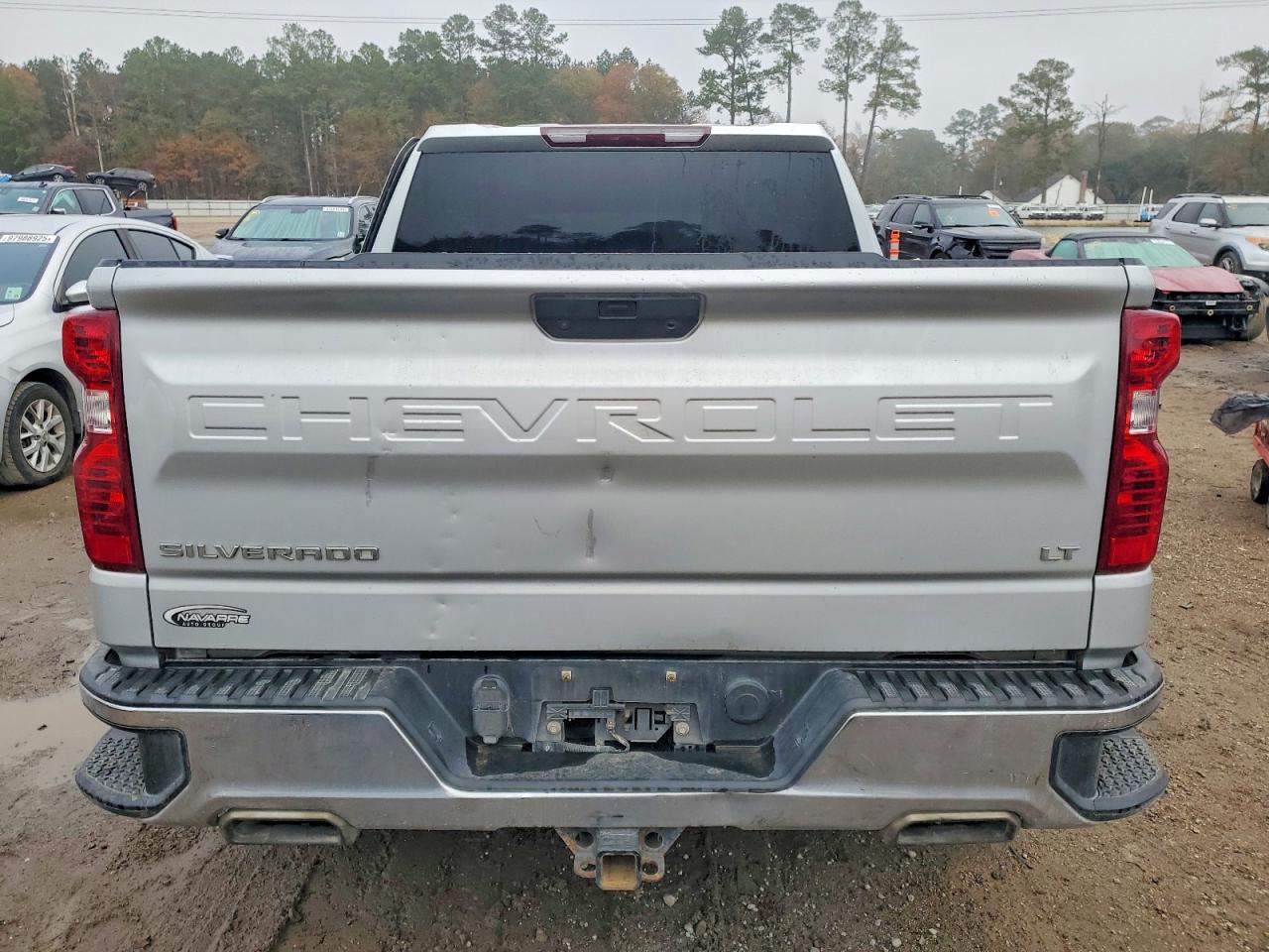 2019 CHEVROLET SILVERADO K1500 LT photo 6