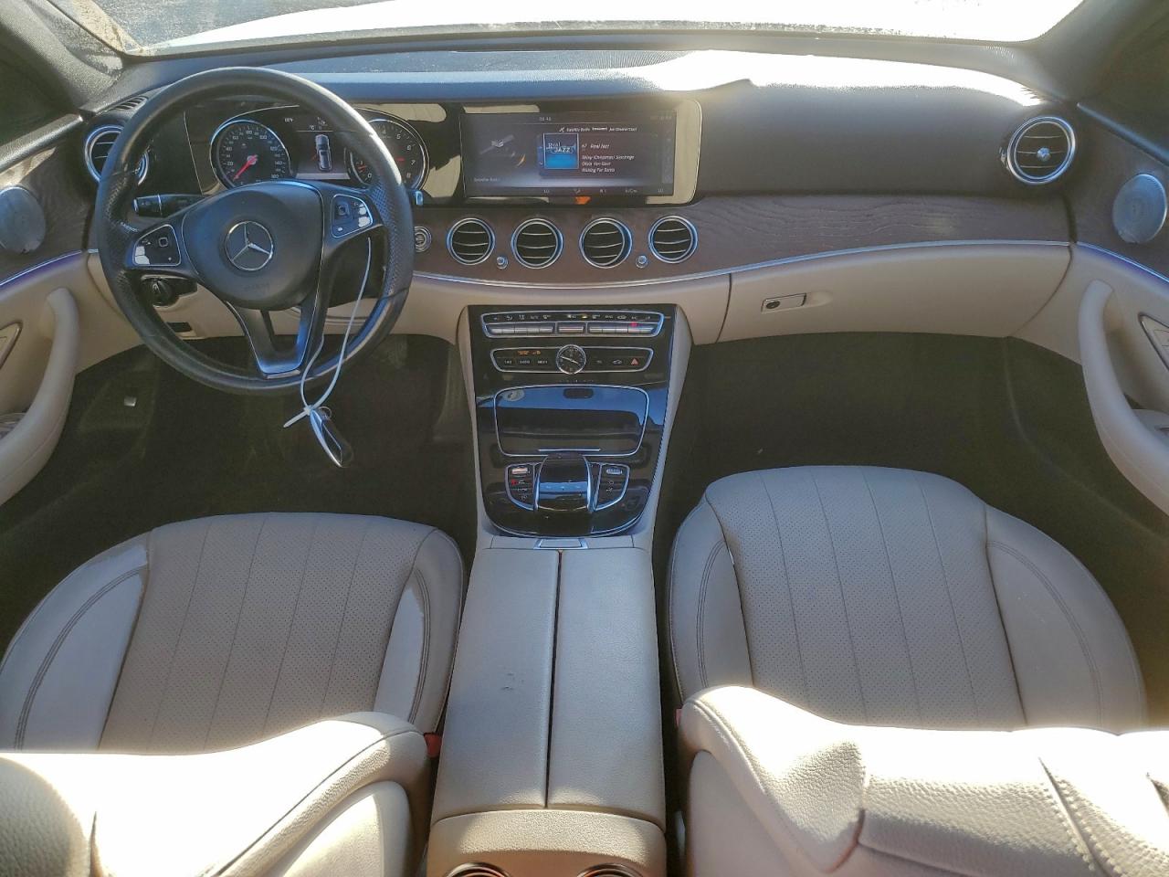 2017 MERCEDES-BENZ E 400 4MATIC photo 8