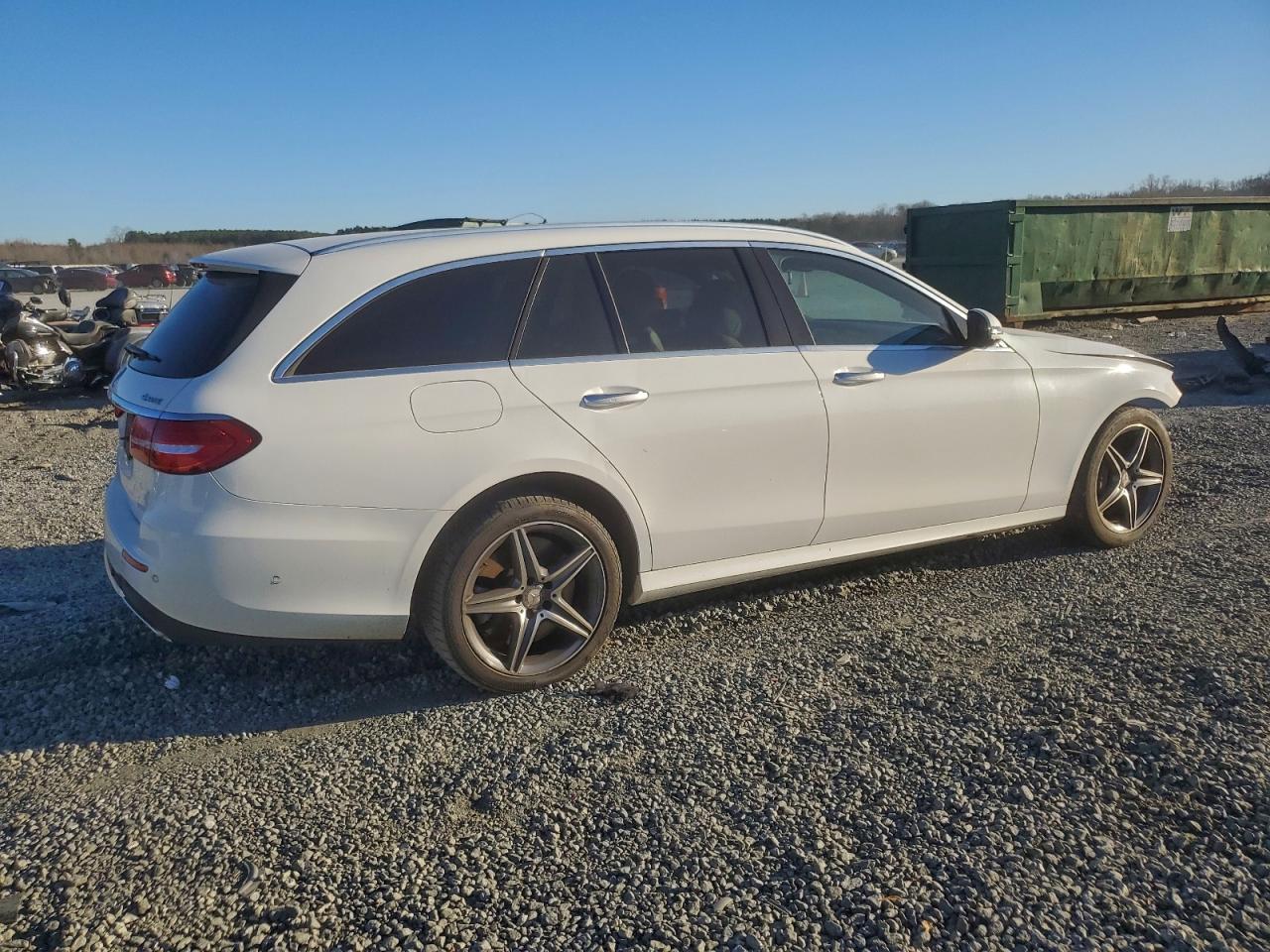 2017 MERCEDES-BENZ E 400 4MATIC photo 3
