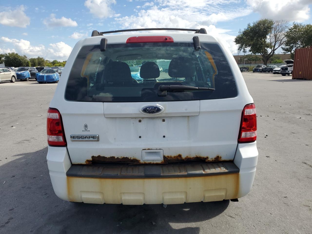 2010 FORD ESCAPE XLS photo 6