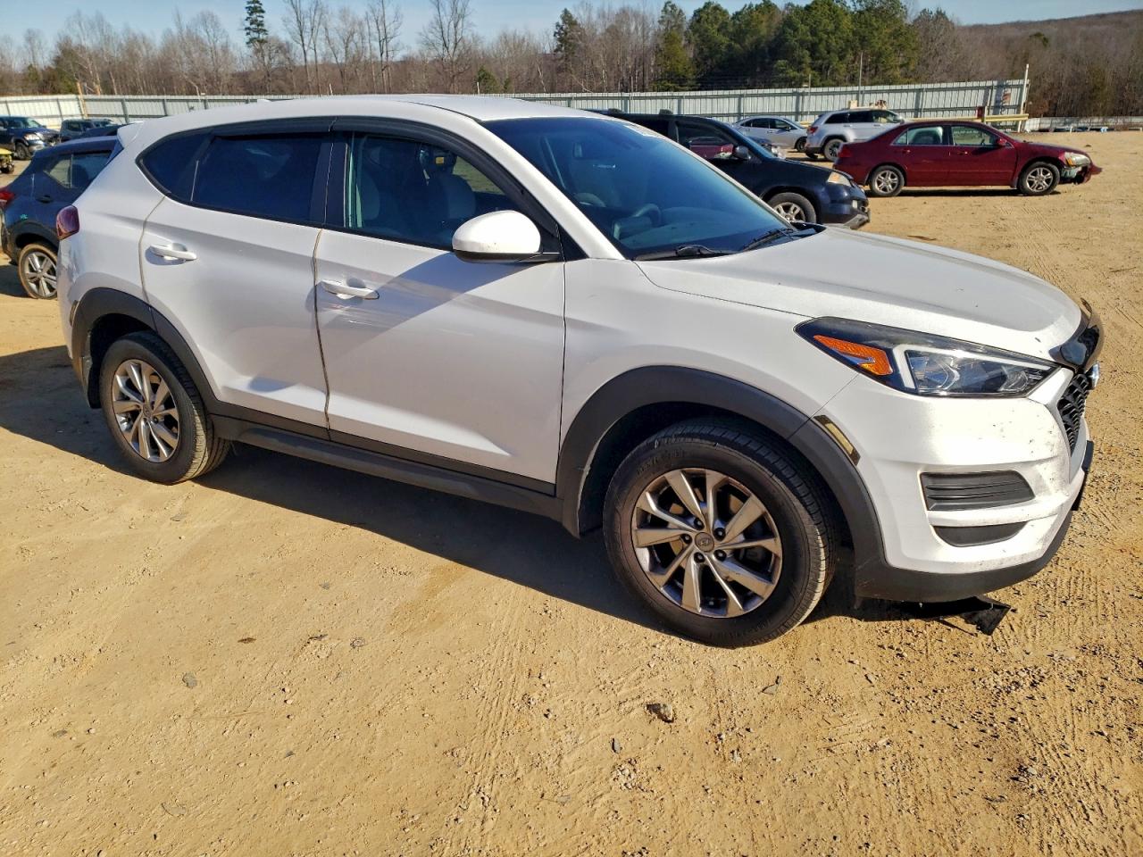 2019 HYUNDAI TUCSON SE photo 4