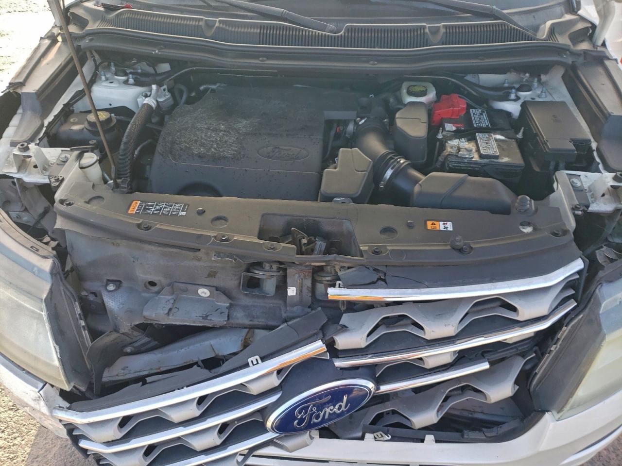 2016 FORD EXPLORER XLT photo 23