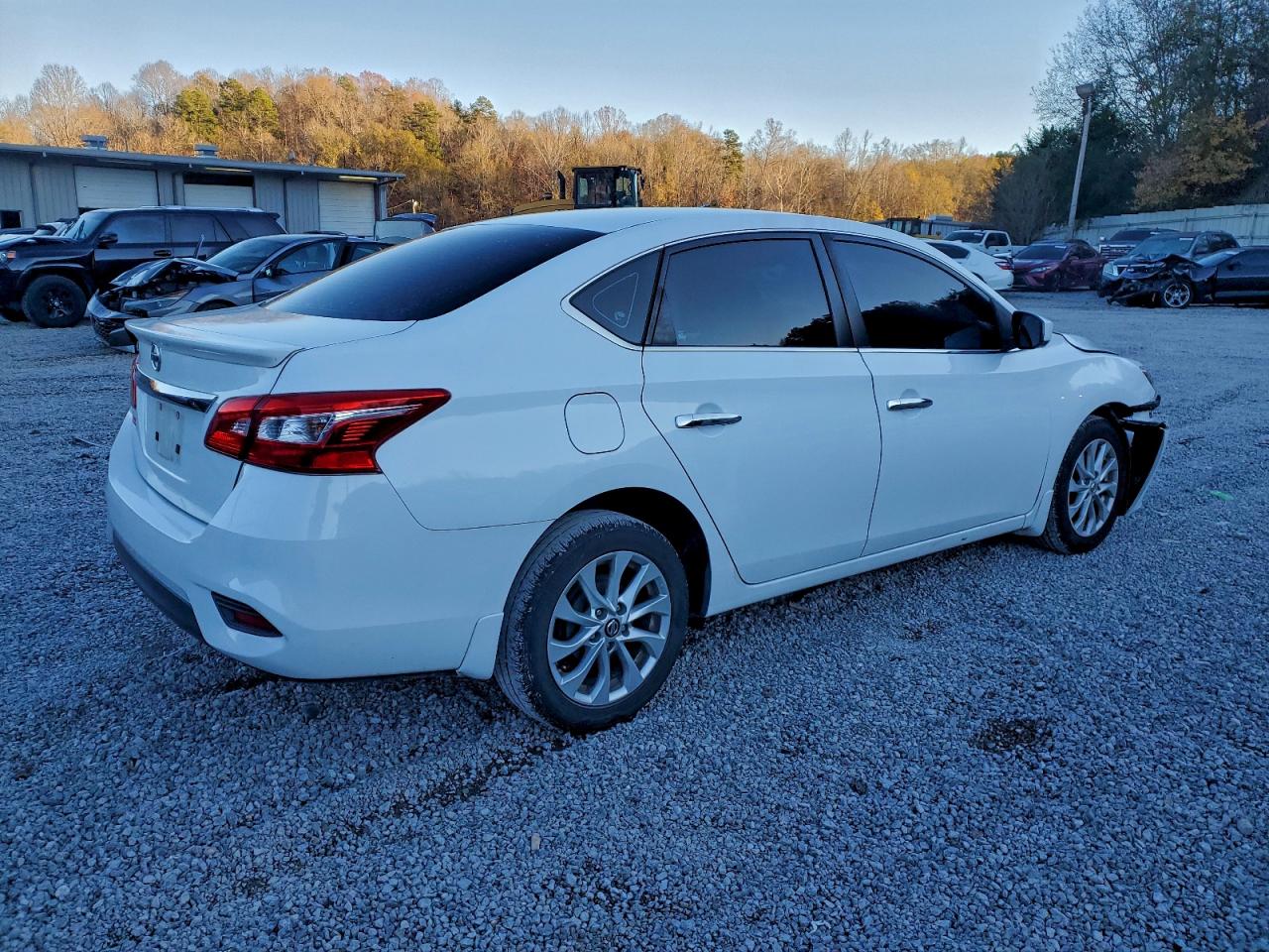 2017 NISSAN SENTRA S photo 3
