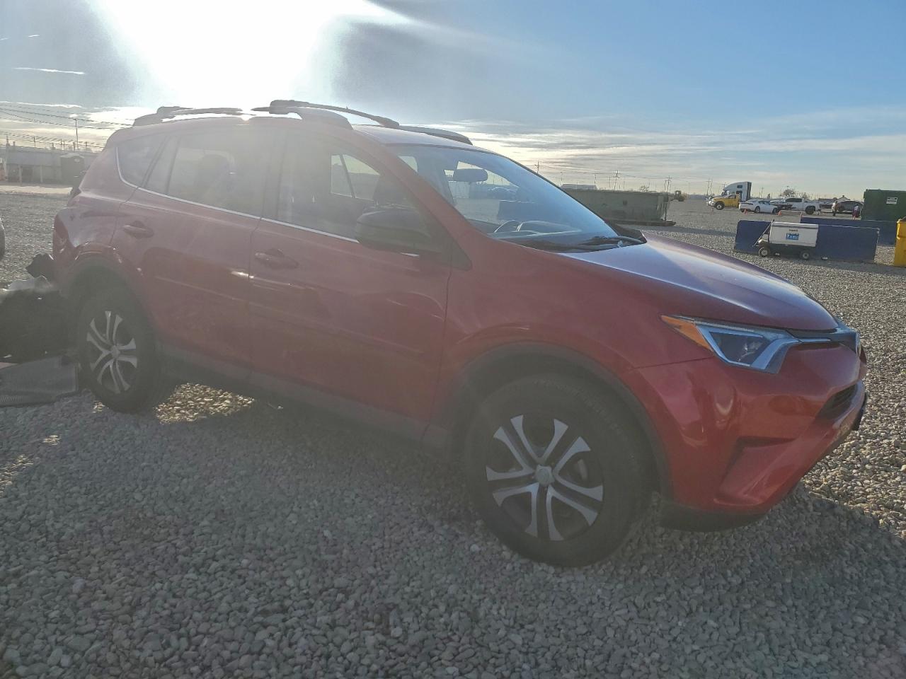 2016 TOYOTA RAV4 LE photo 4