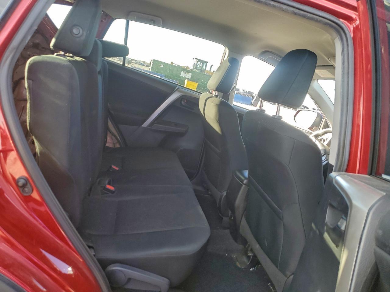 2016 TOYOTA RAV4 LE photo 11