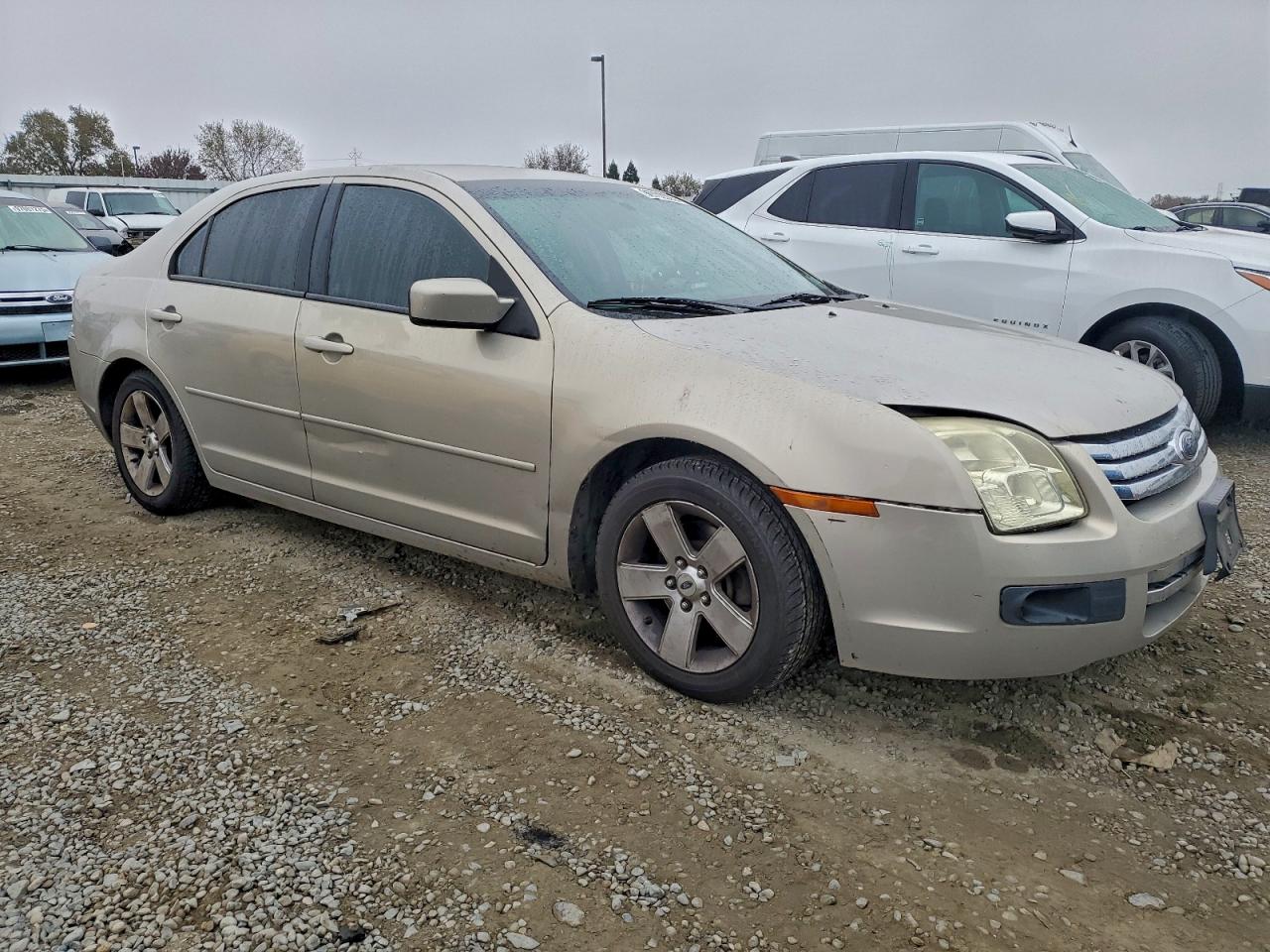 2009 FORD FUSION SE photo 4