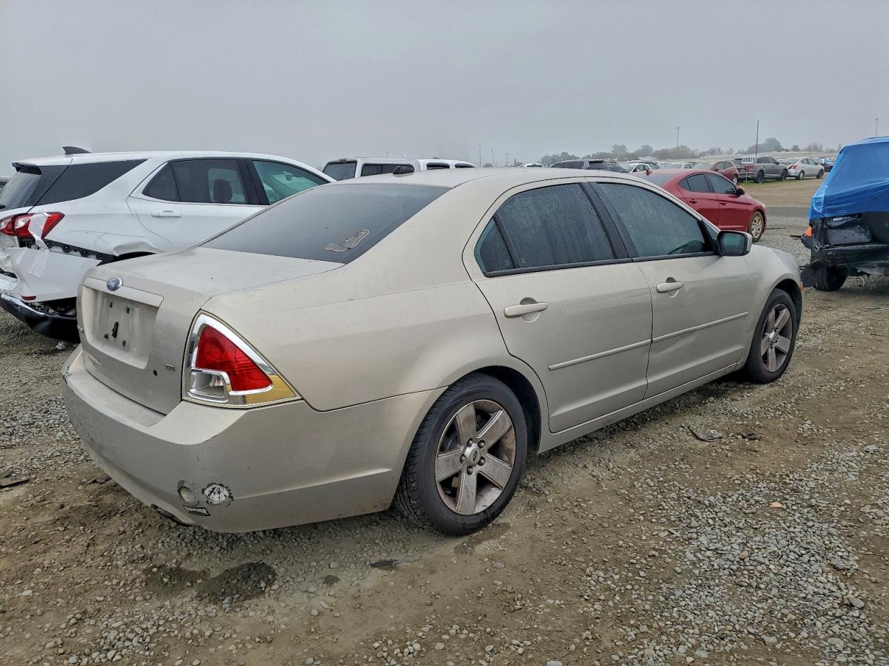 2009 FORD FUSION SE photo 3