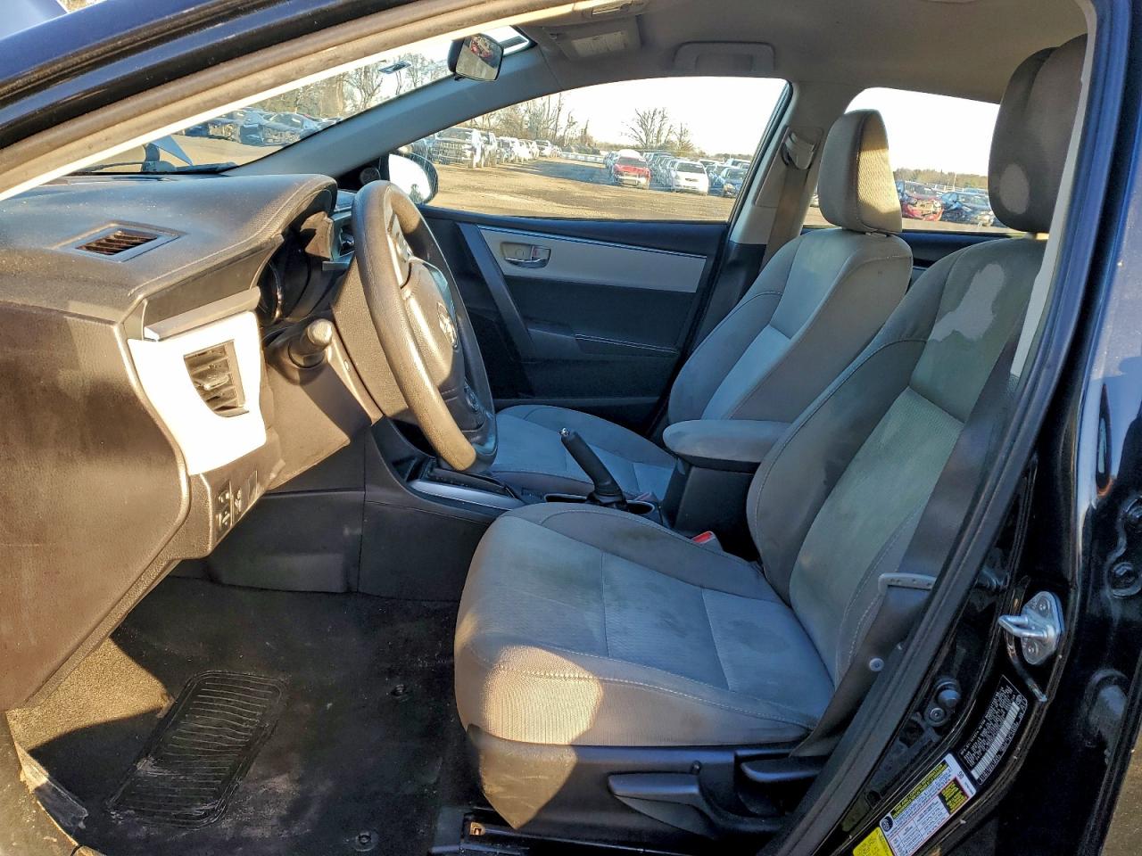 2016 TOYOTA COROLLA L photo 7