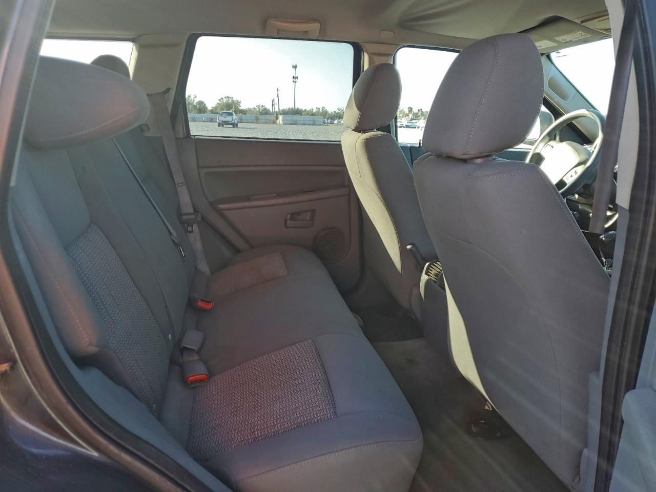 2007 JEEP GRAND CHEROKEE LAREDO photo 10