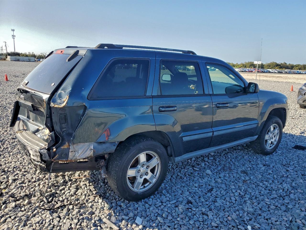 2007 JEEP GRAND CHEROKEE LAREDO photo 3