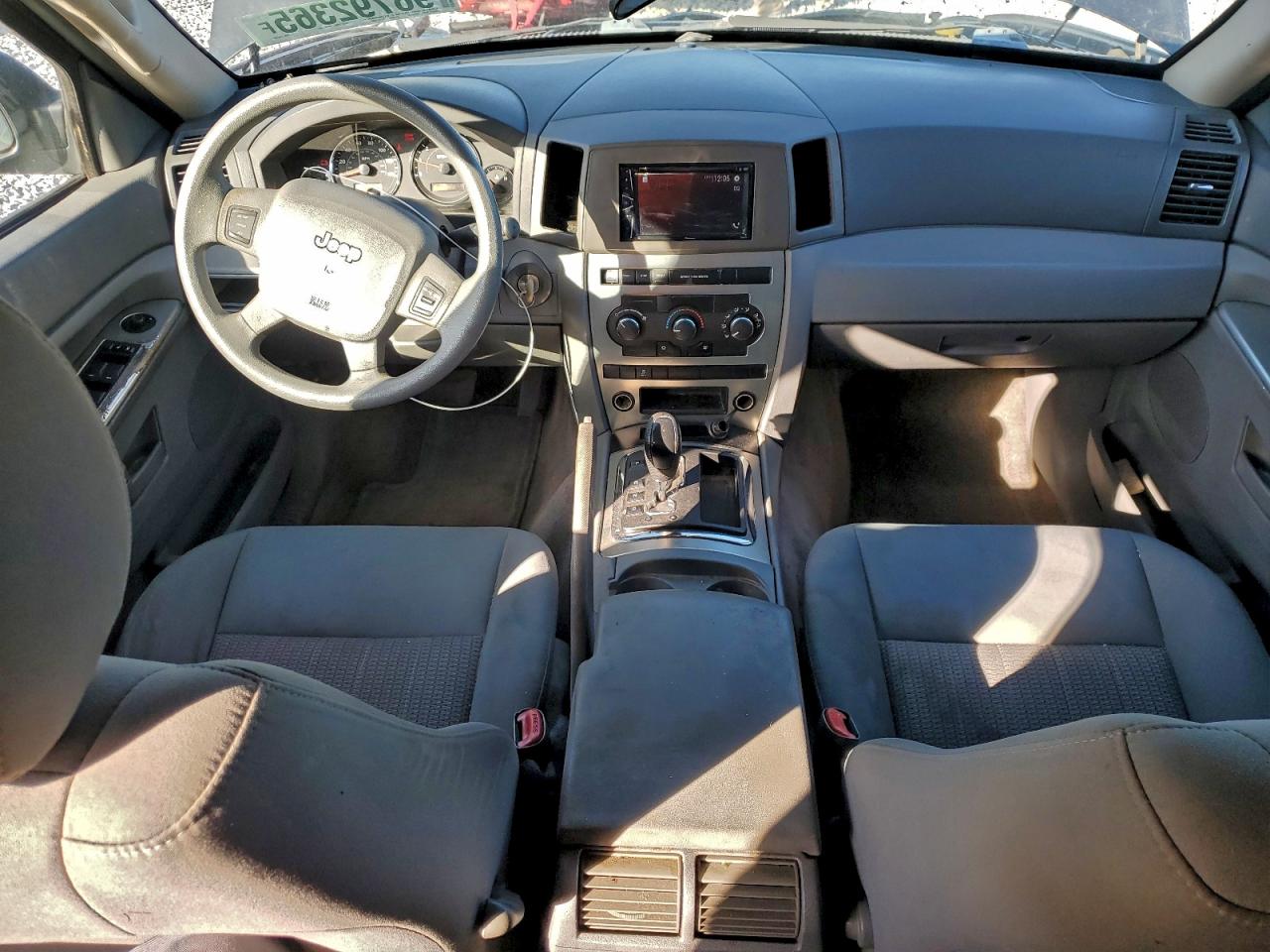 2007 JEEP GRAND CHEROKEE LAREDO photo 8