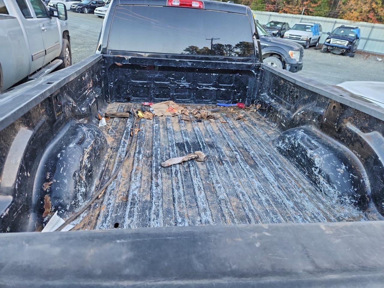2012 DODGE RAM 3500 ST photo 10