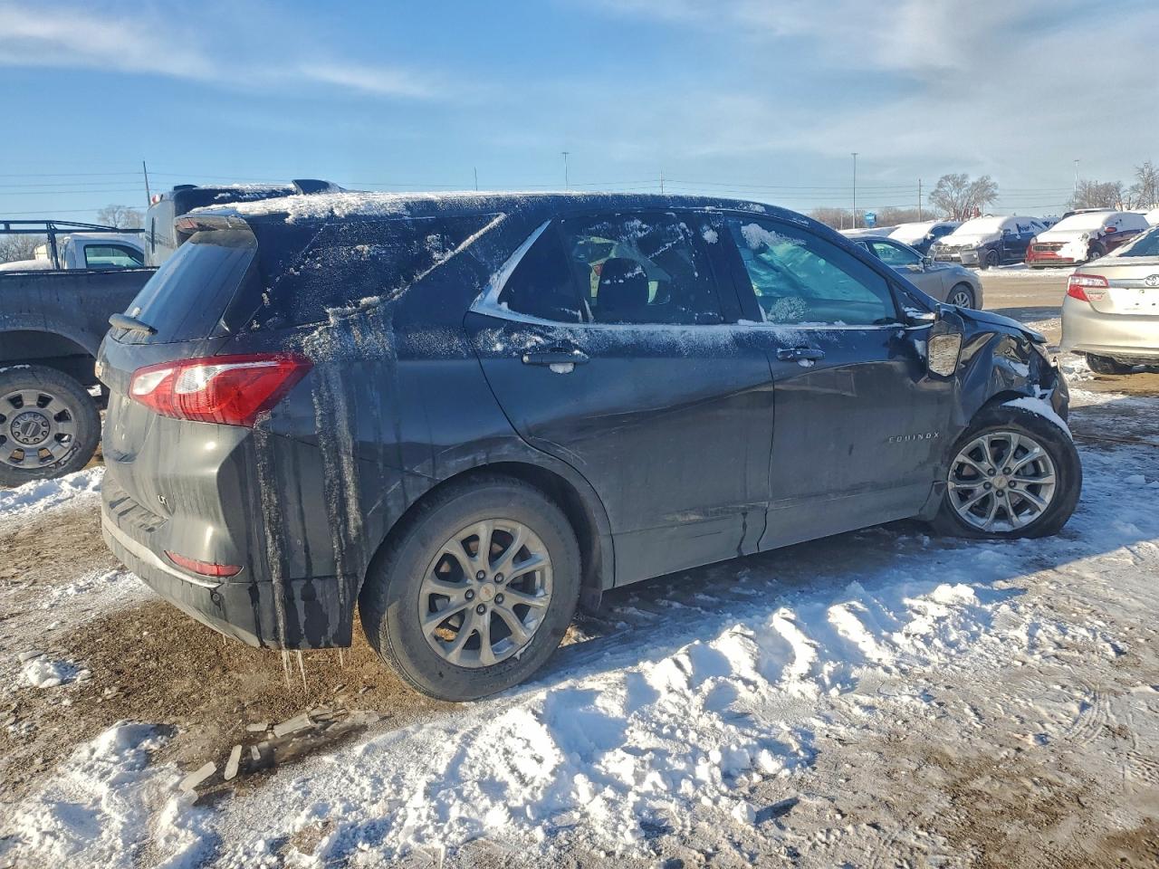 2020 CHEVROLET EQUINOX LT photo 3