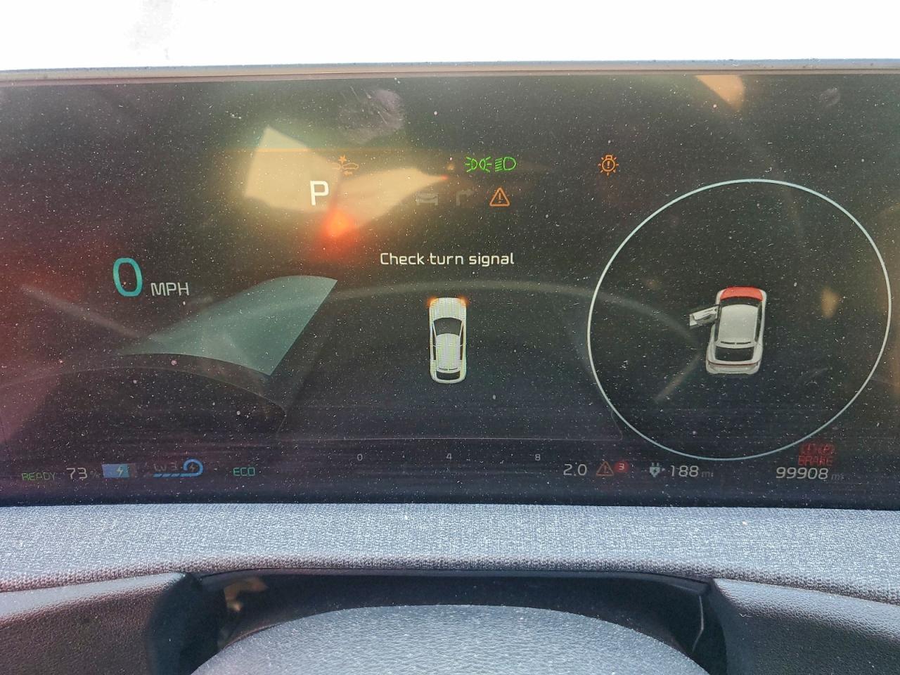 2023 KIA EV6 LIGHT photo 9
