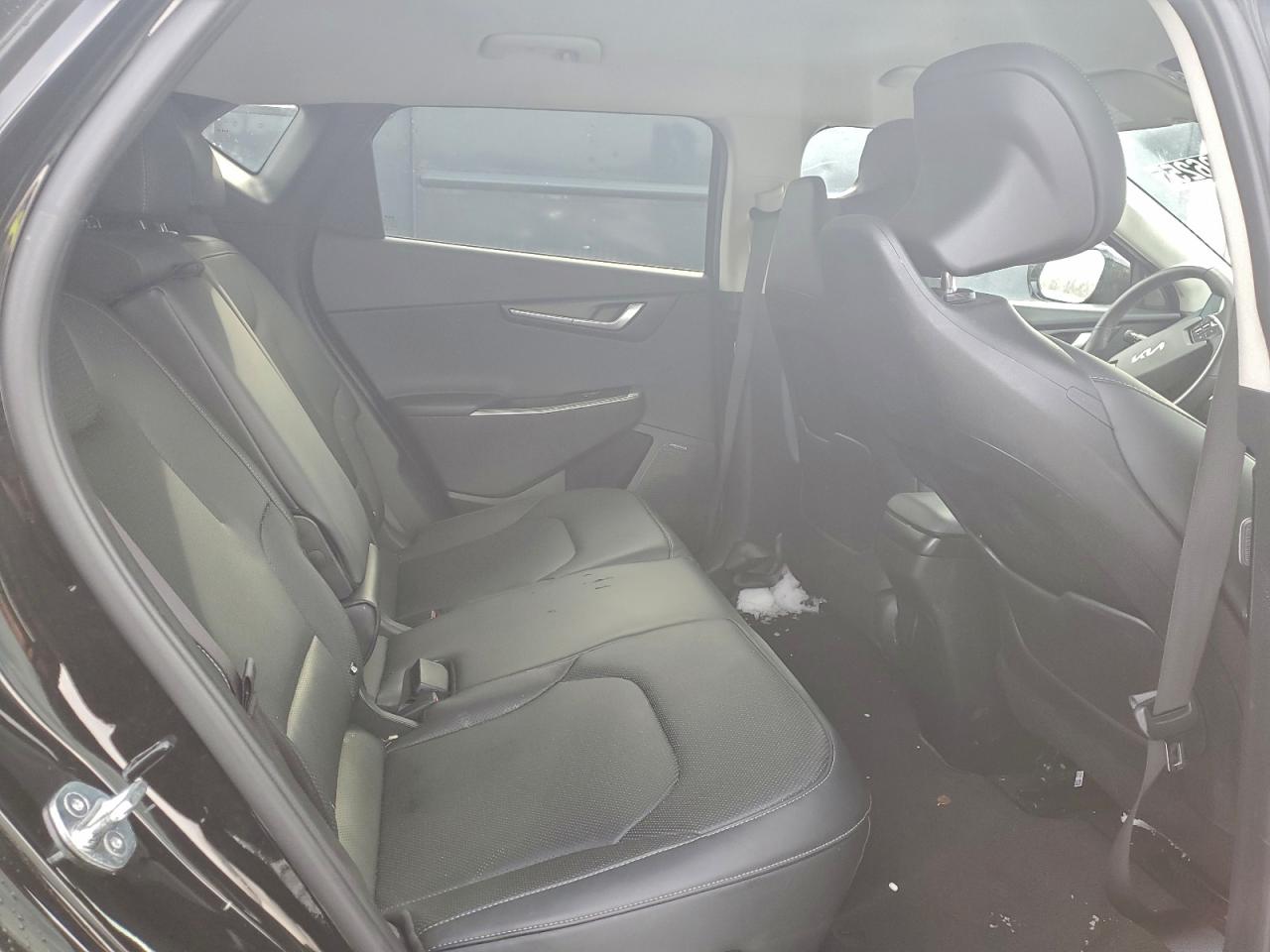 2023 KIA EV6 LIGHT photo 11