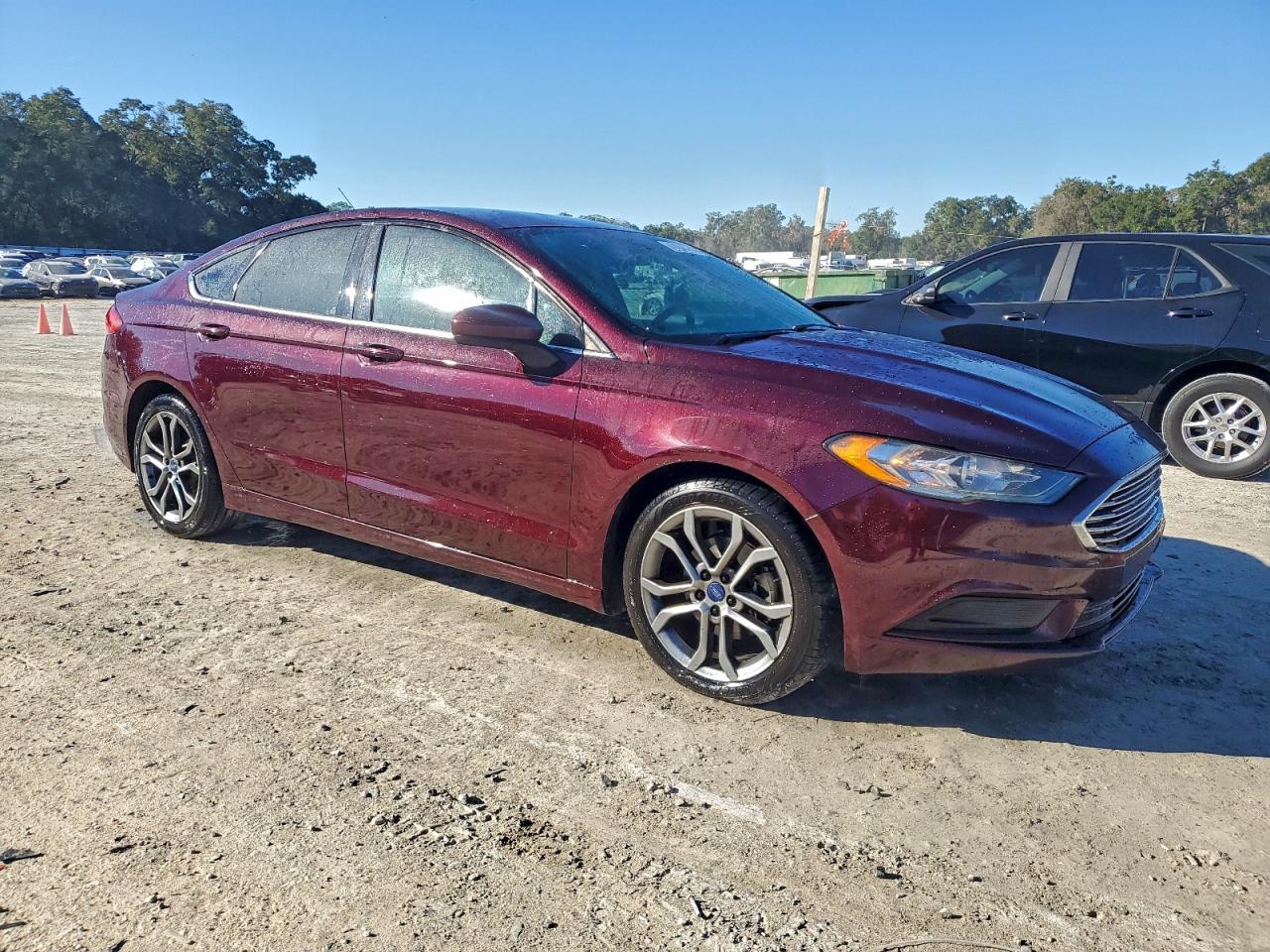 2017 FORD FUSION SE photo 4