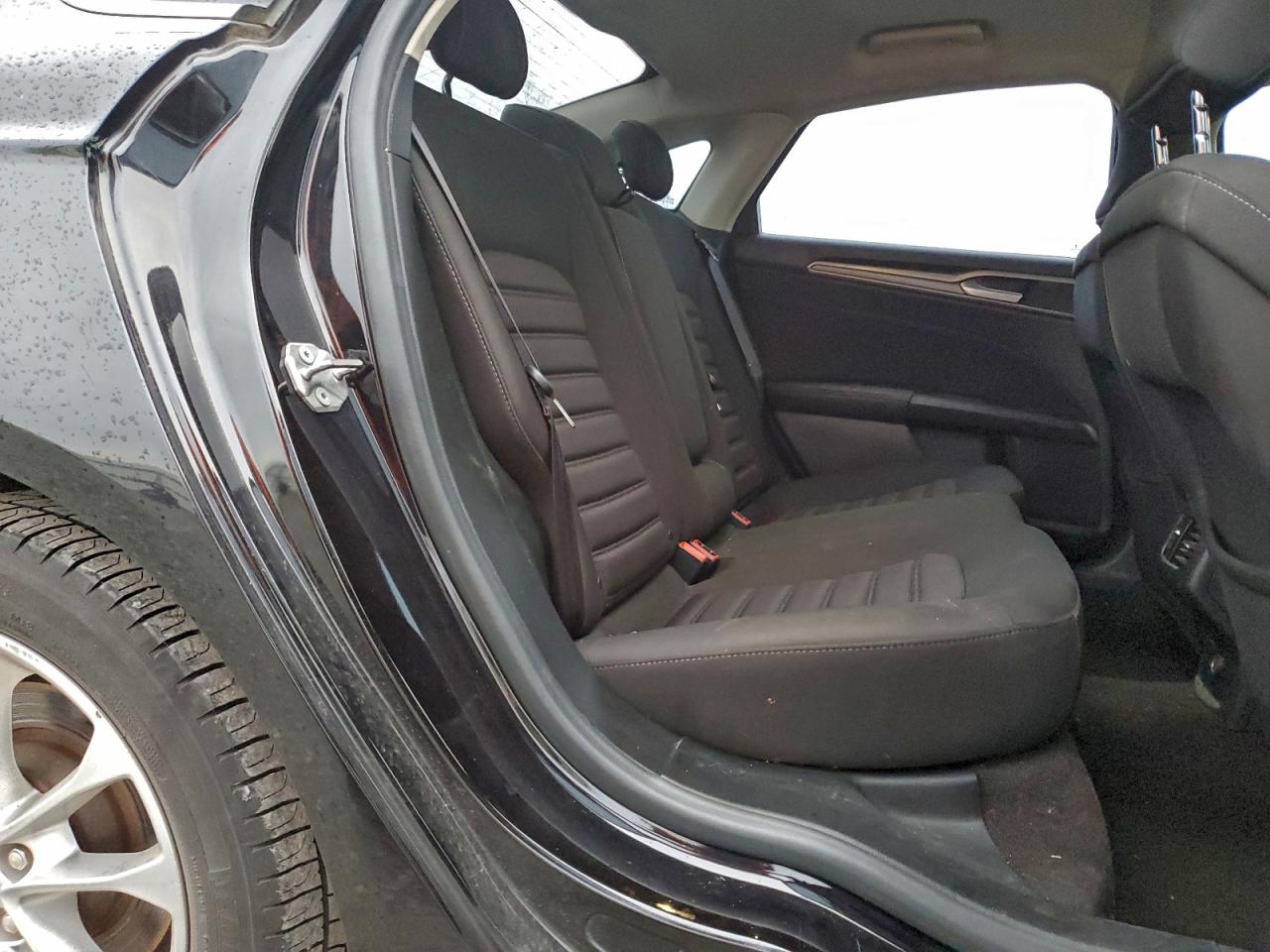 2019 FORD FUSION SE photo 10