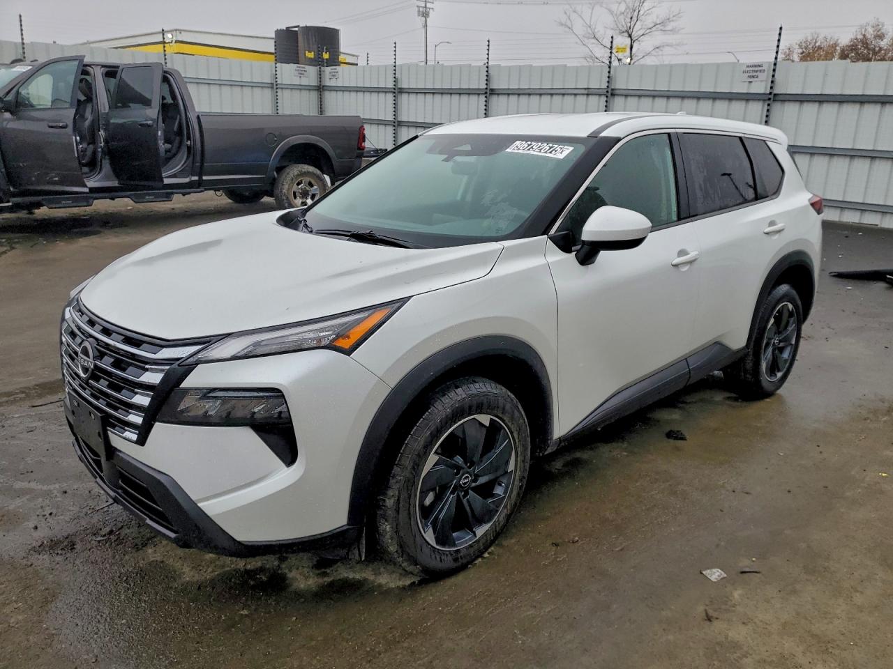 2025 NISSAN ROGUE
