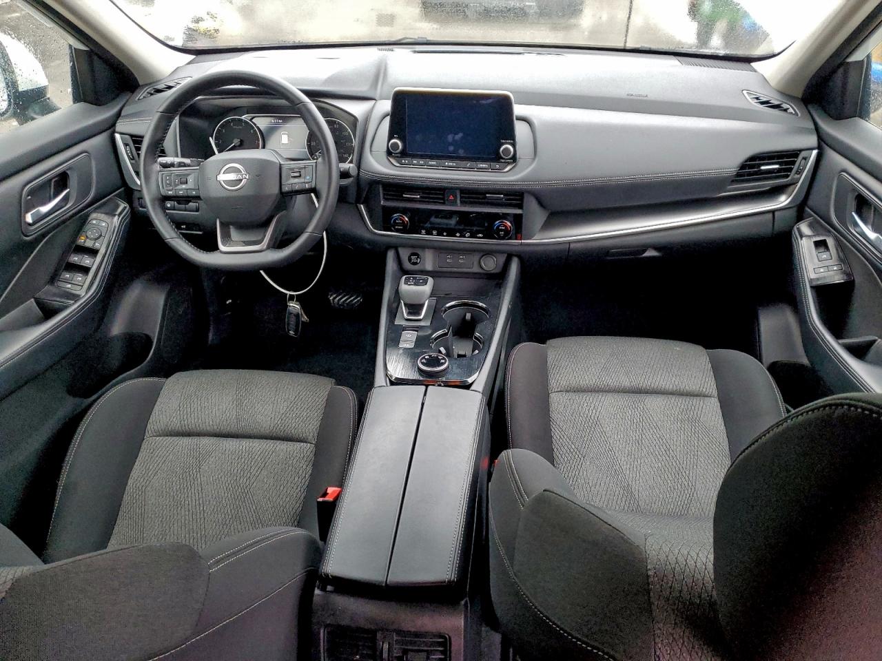 2025 NISSAN ROGUE SV photo 8