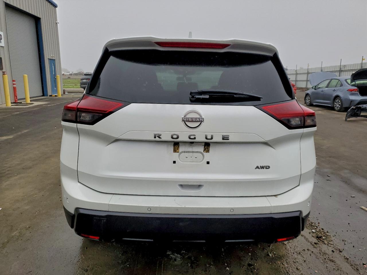 2025 NISSAN ROGUE SV photo 6